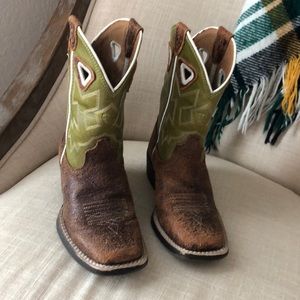 Ariat boys boots